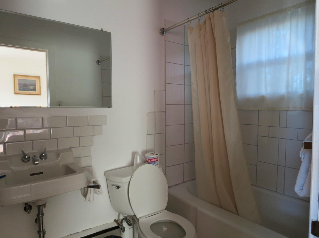 Holiday Inn Motel主图