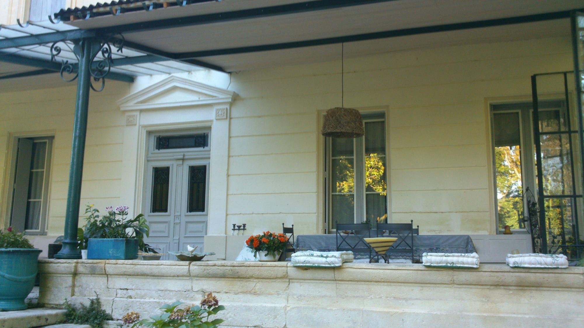 Chateau Sainte Colombe-餐饮