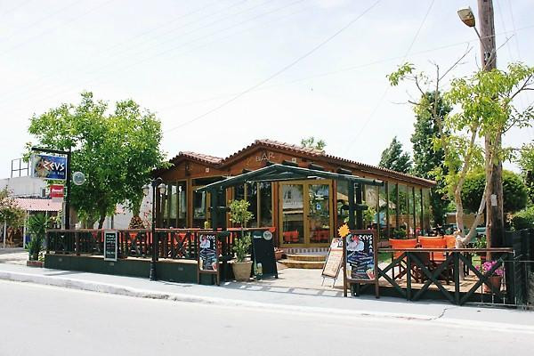 Zeus Bar-Alykanas必去景点