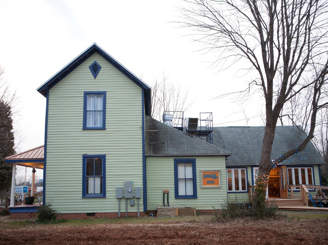 The Small B&B Cafe主图