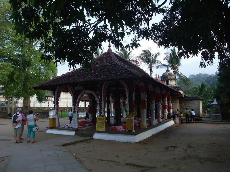 Natha Devale-康提必去景点