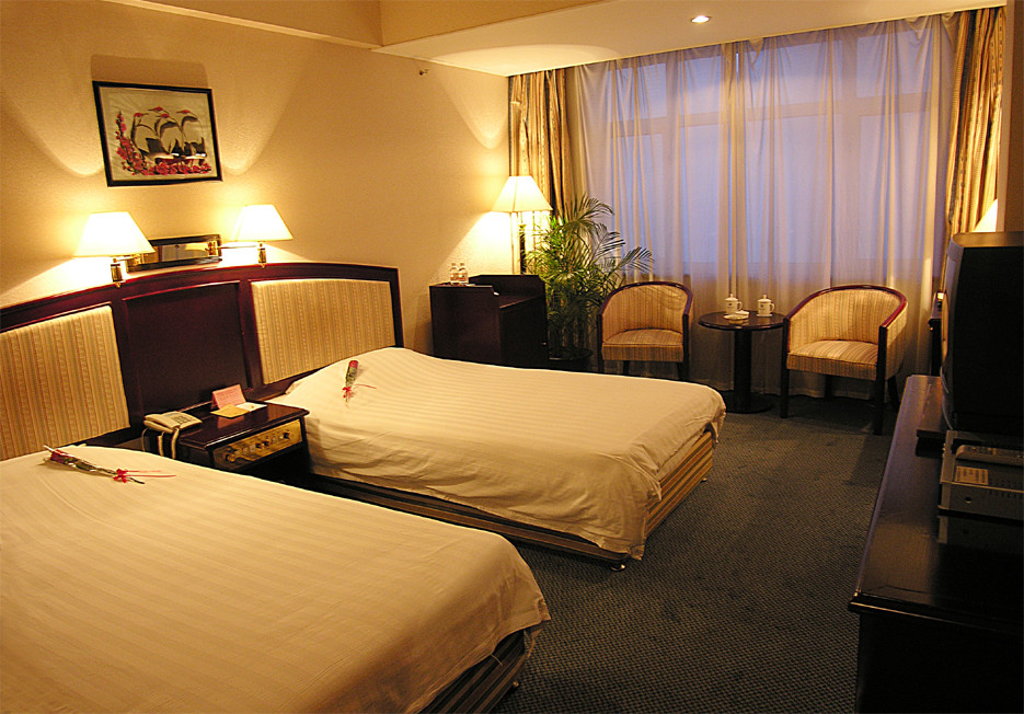 建银大酒店主图