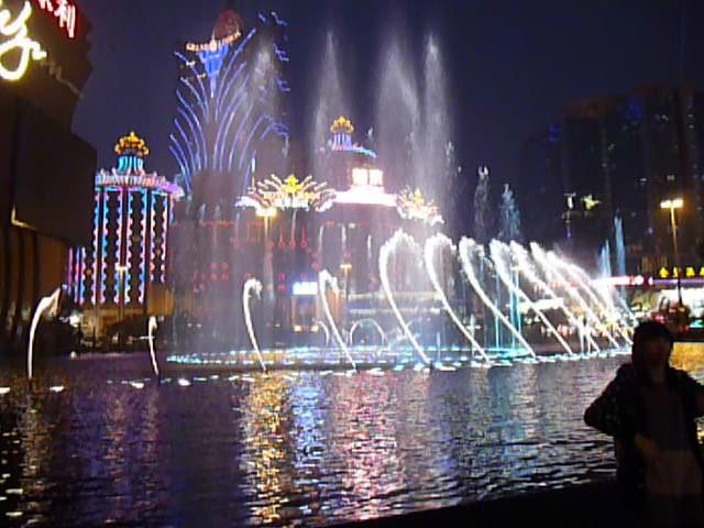 表演湖-澳门必去景点