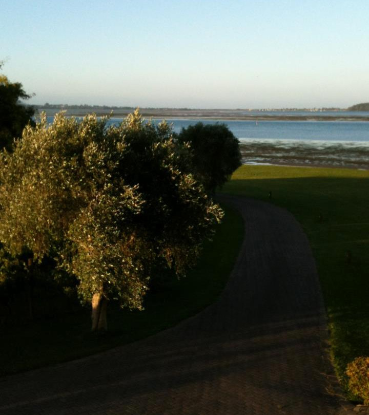 The Point Lodge主图