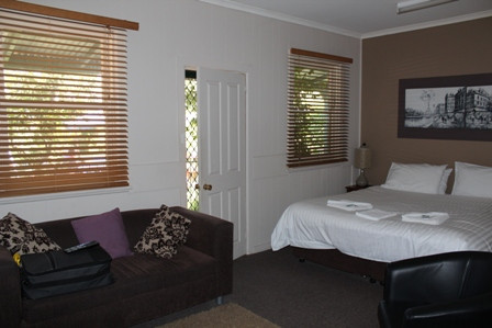 Coach House Inn主图