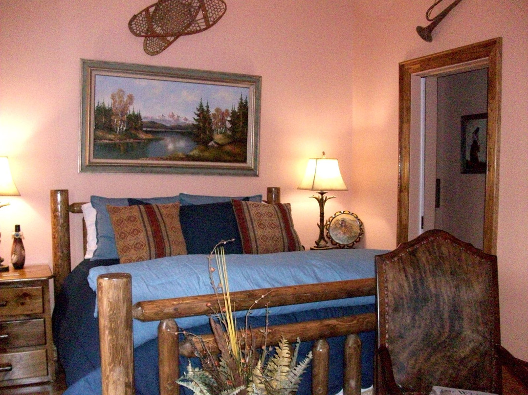 The Manor at Twin Oaks Bed and Breakfast主图