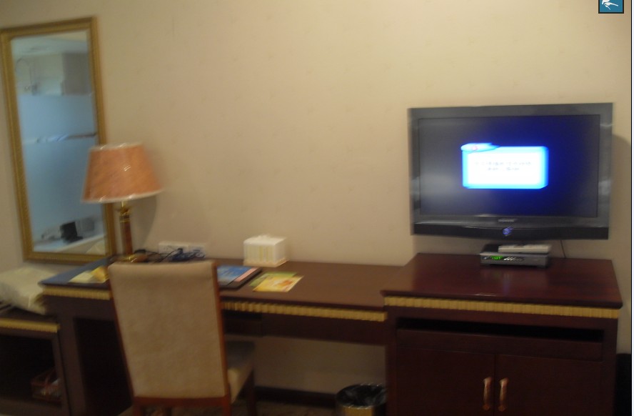 阳光假日酒店-客卧