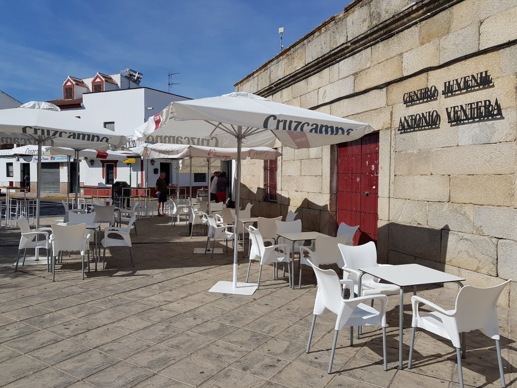 Castilblanco de los Arroyos餐馆和美食-El Rincon De La Barbera