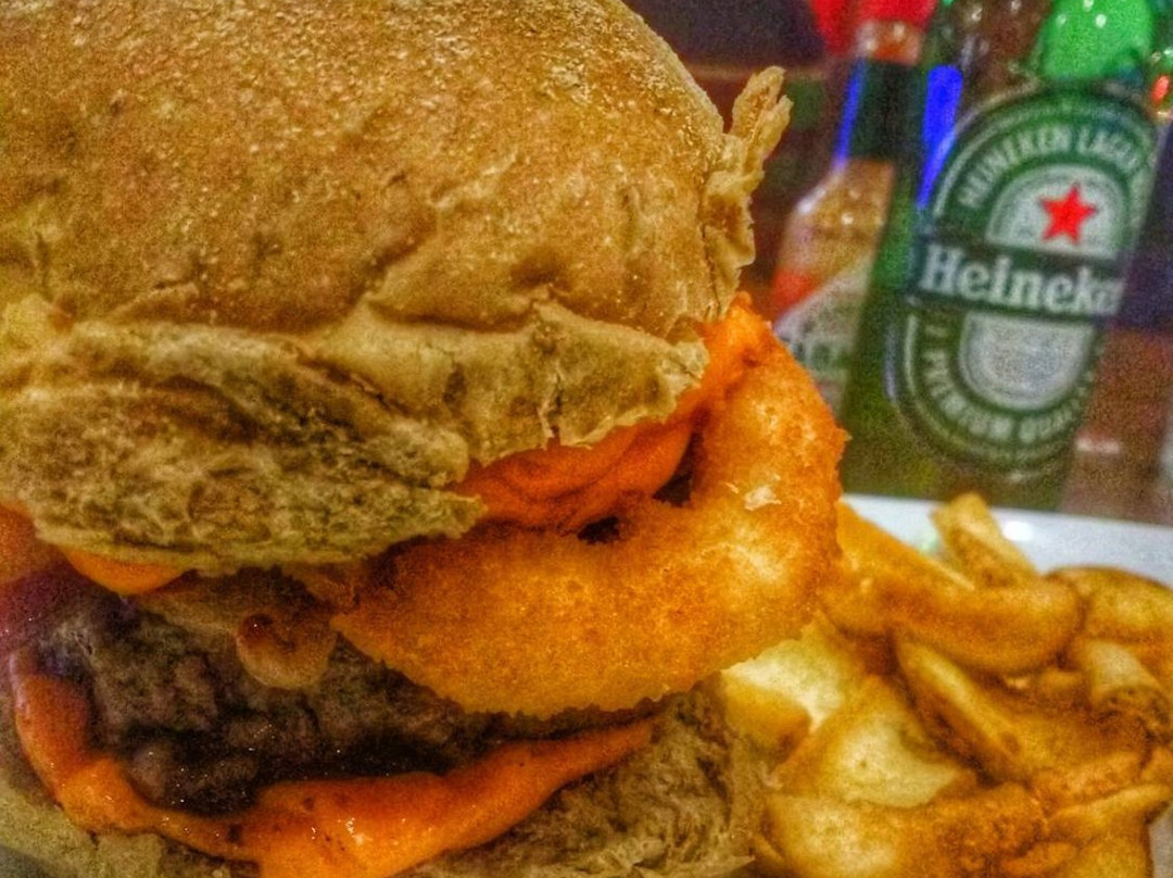 HP Geek Bar n Burguer