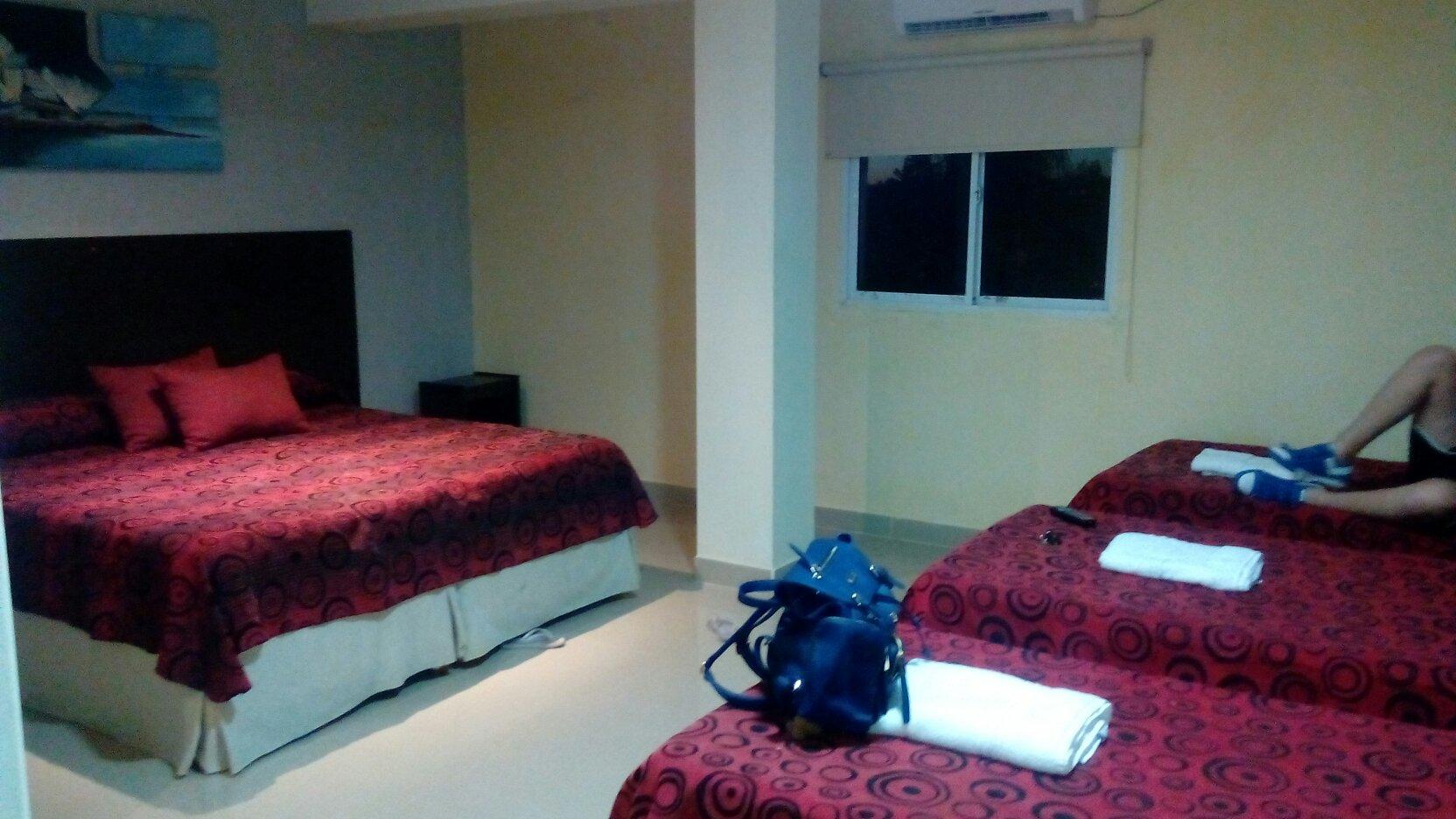 Frontera Hotel-官方