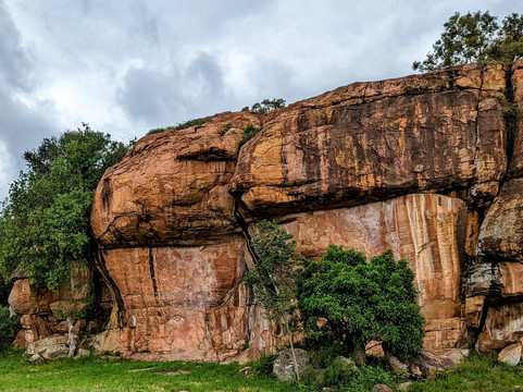 Manyana Rock Paintings-Mmankgodi必去景点