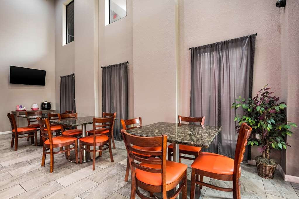 Econo Lodge Forrest City I-40主图