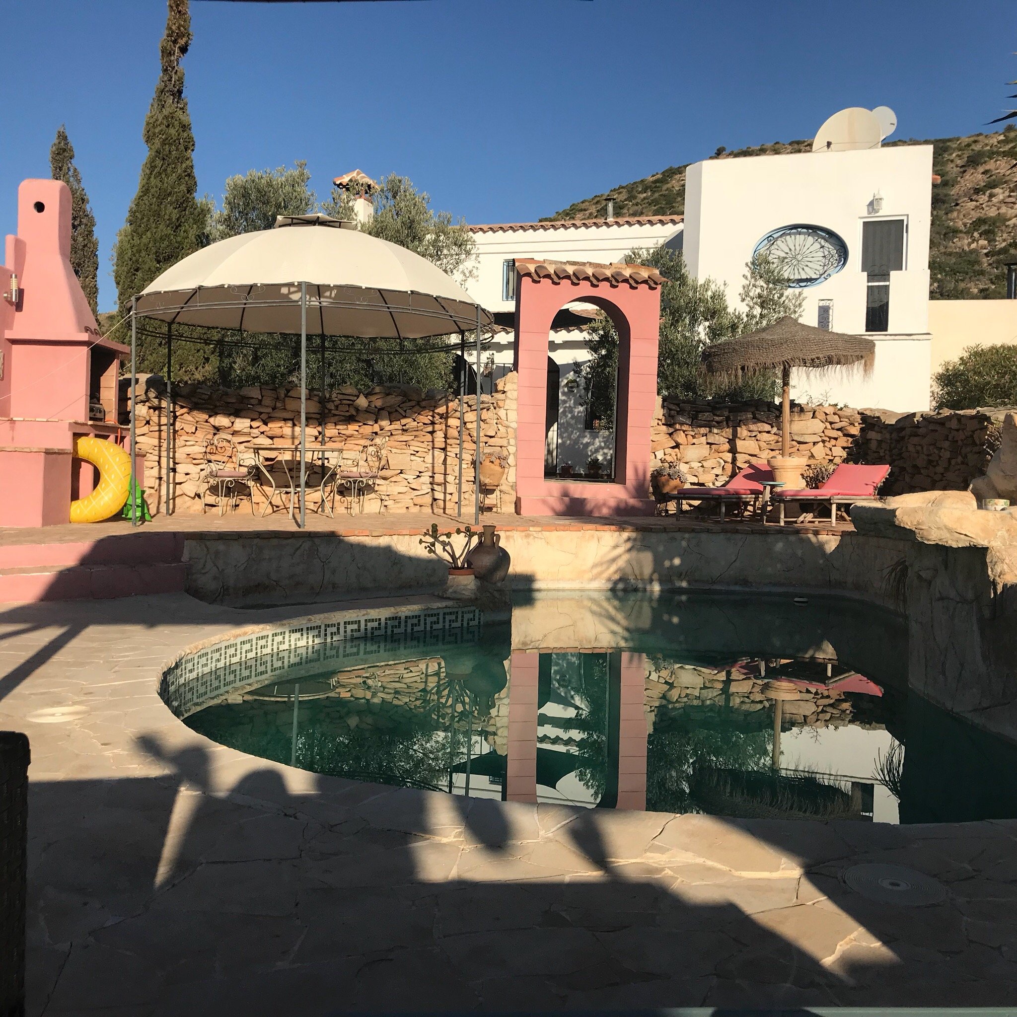 Casa Alegria y Luna-官方