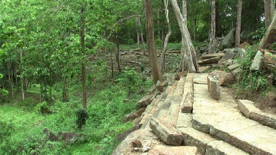 Ritigala Forest Monastery景点图片