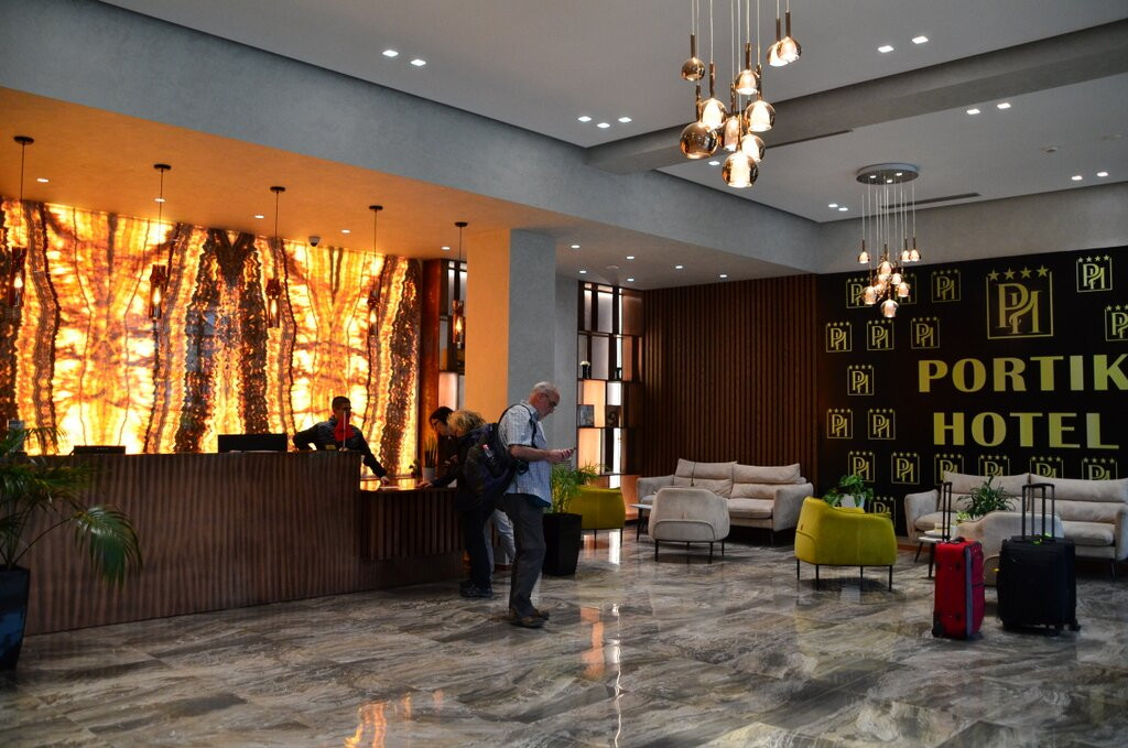 Portik Hotel
