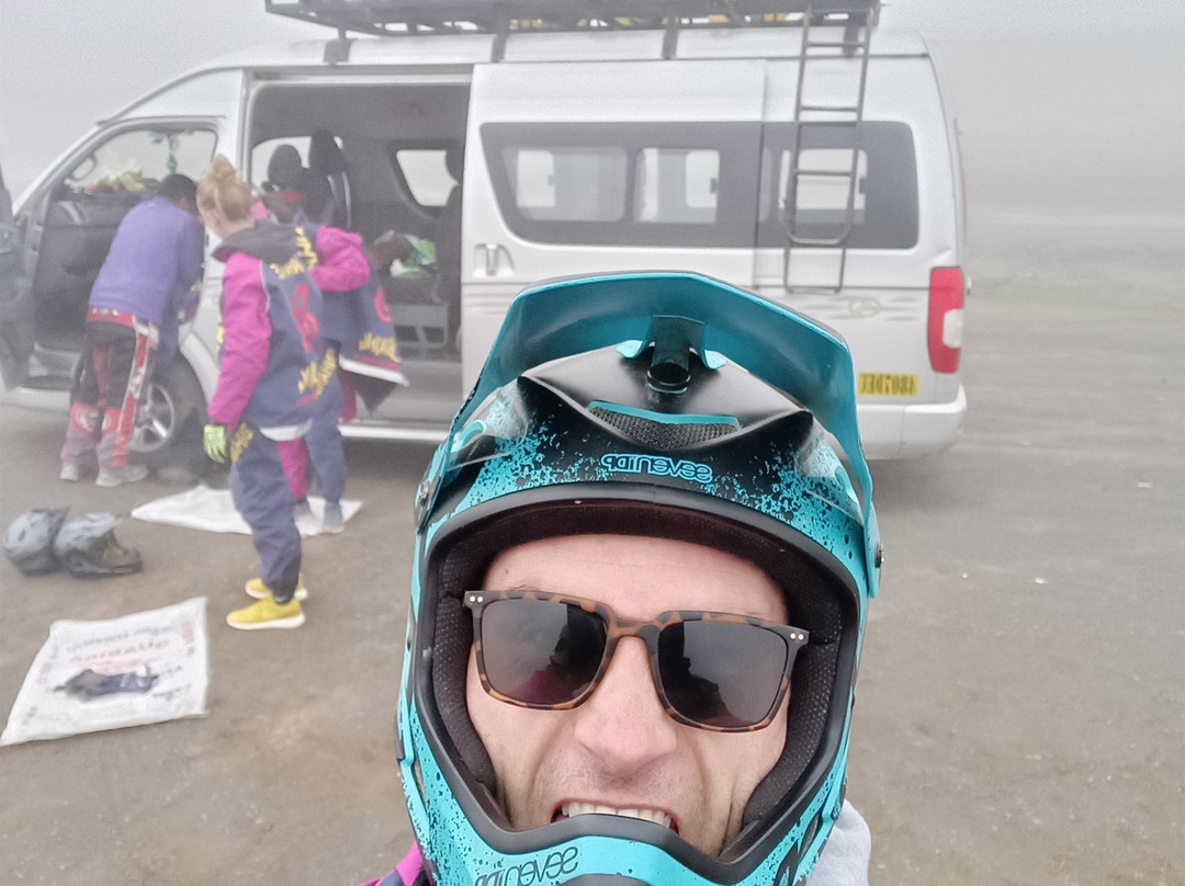 Enhance Biking-拉巴斯必去景点