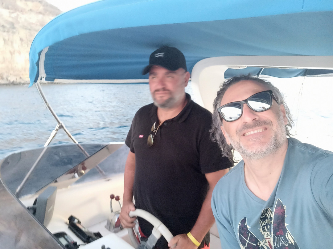 Canary Premium Yacht Cruises-莫干港必去景点