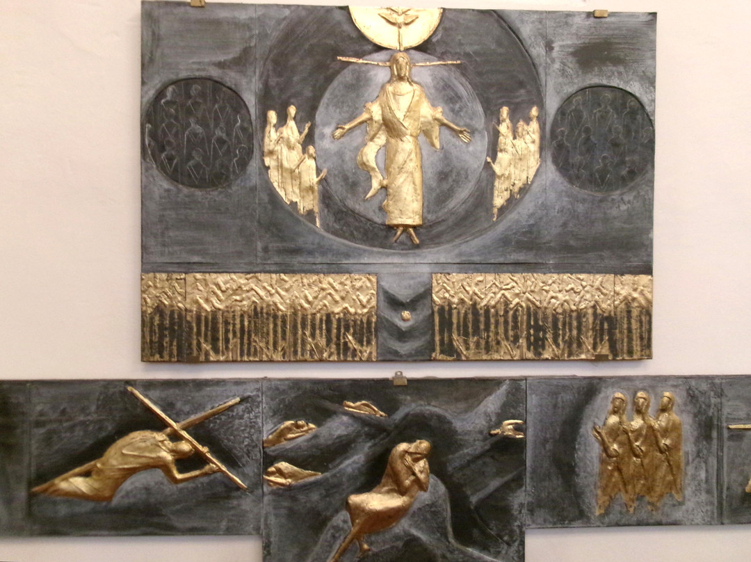 Eglise Saint Julien-梅林必去景点