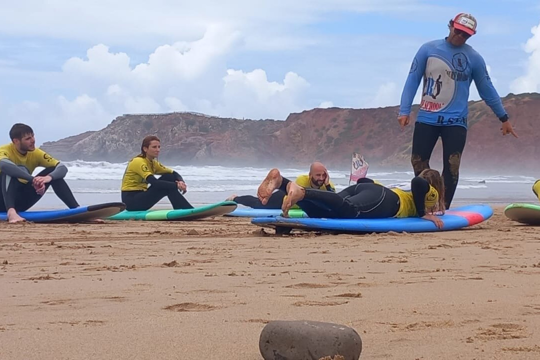R Star Surf School景点图片