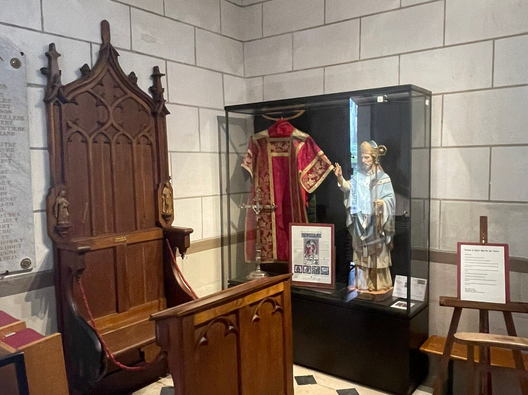 Eglise Saint Pierre de Saint Avertin景点图片