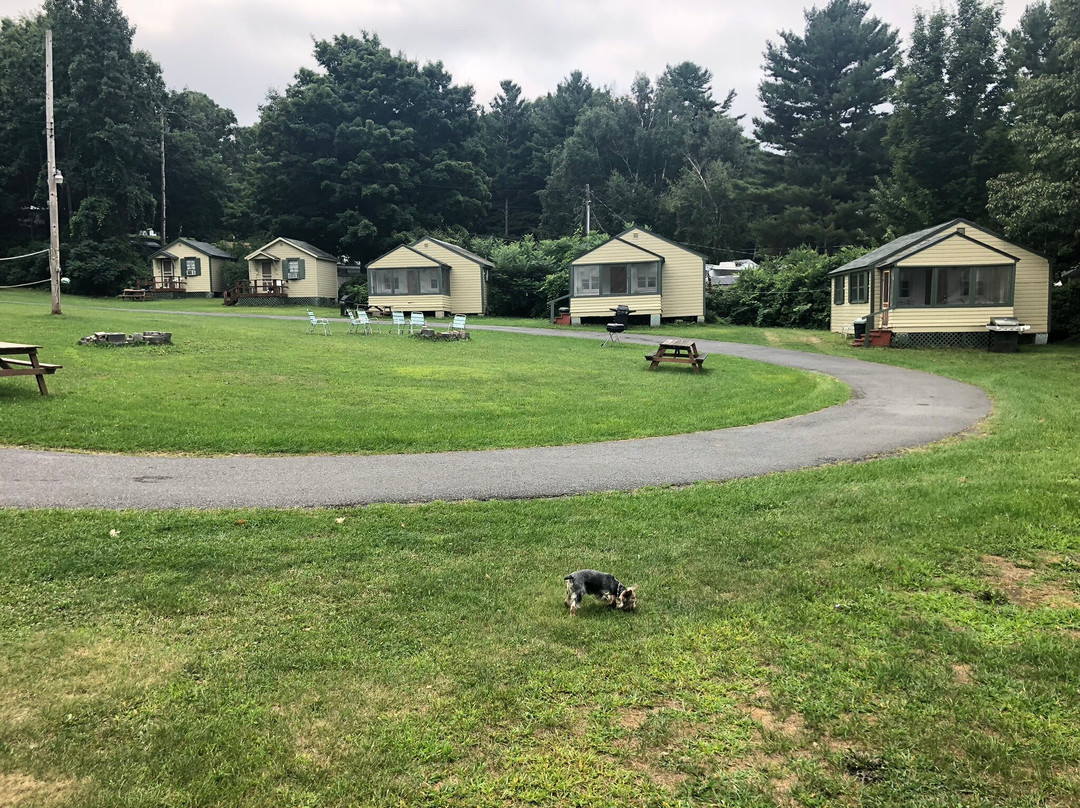 Fair Wind Motel & Cottages主图