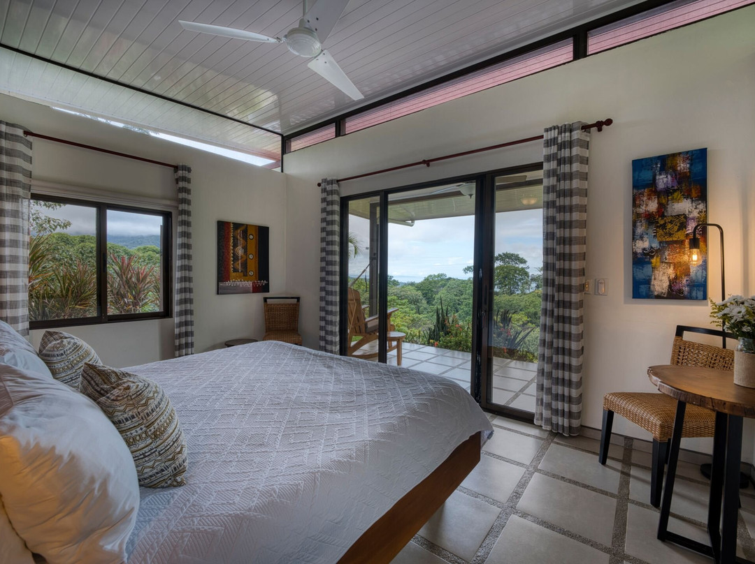 Natures Edge Boutique Hotel主图