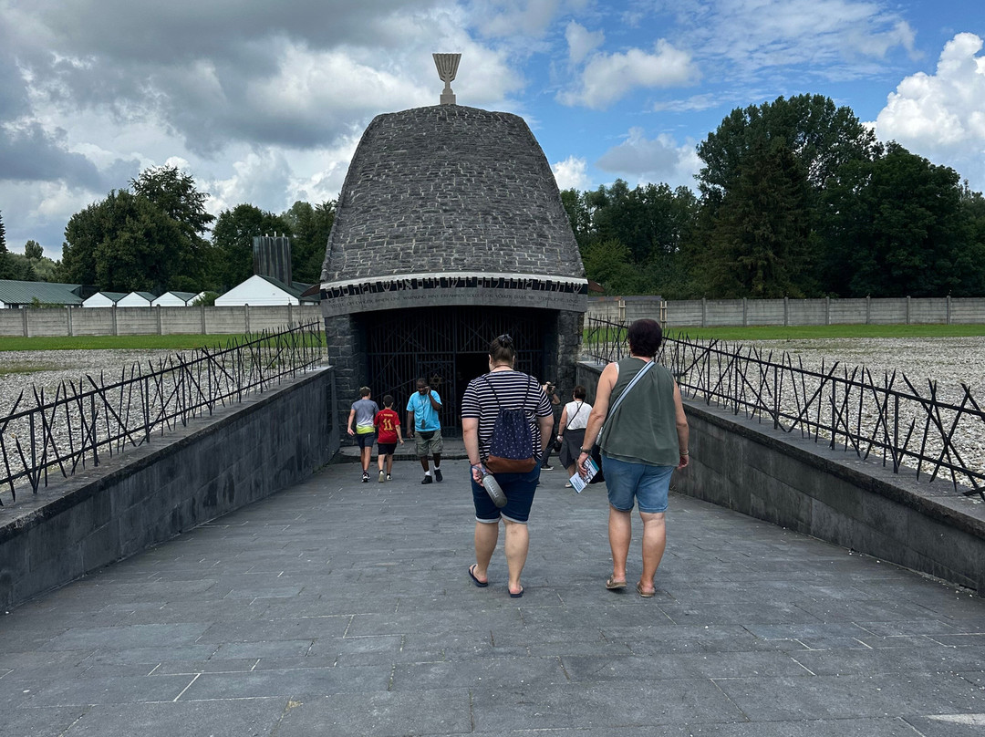 Dark History Tours景点图片
