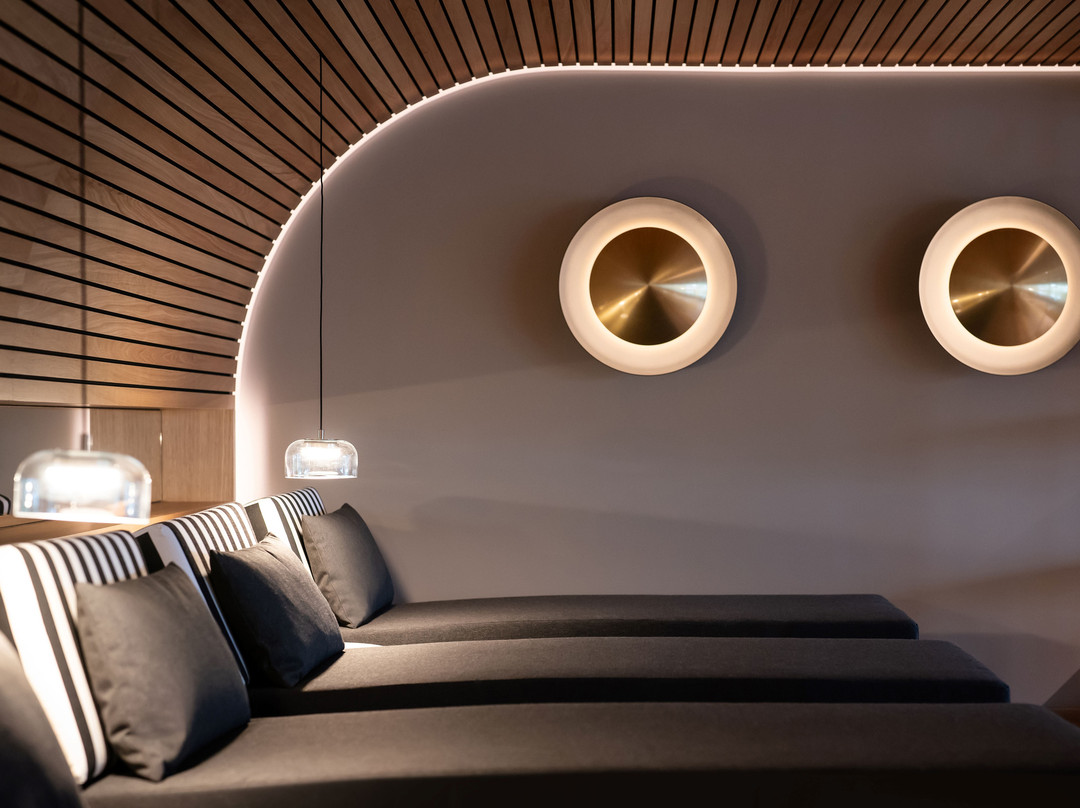 Tholes Hotel Bucken主图