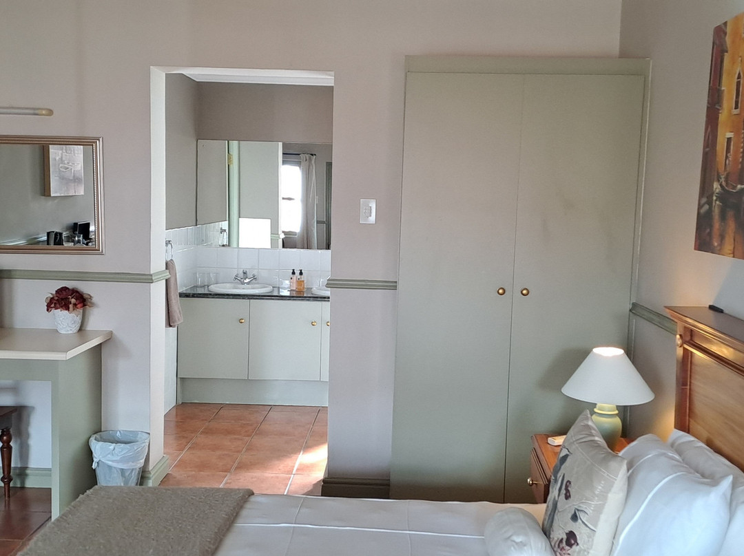 Housemartin Guest Lodge主图