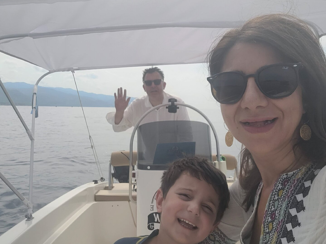 Kraken boat rental-Vourvourou必去景点