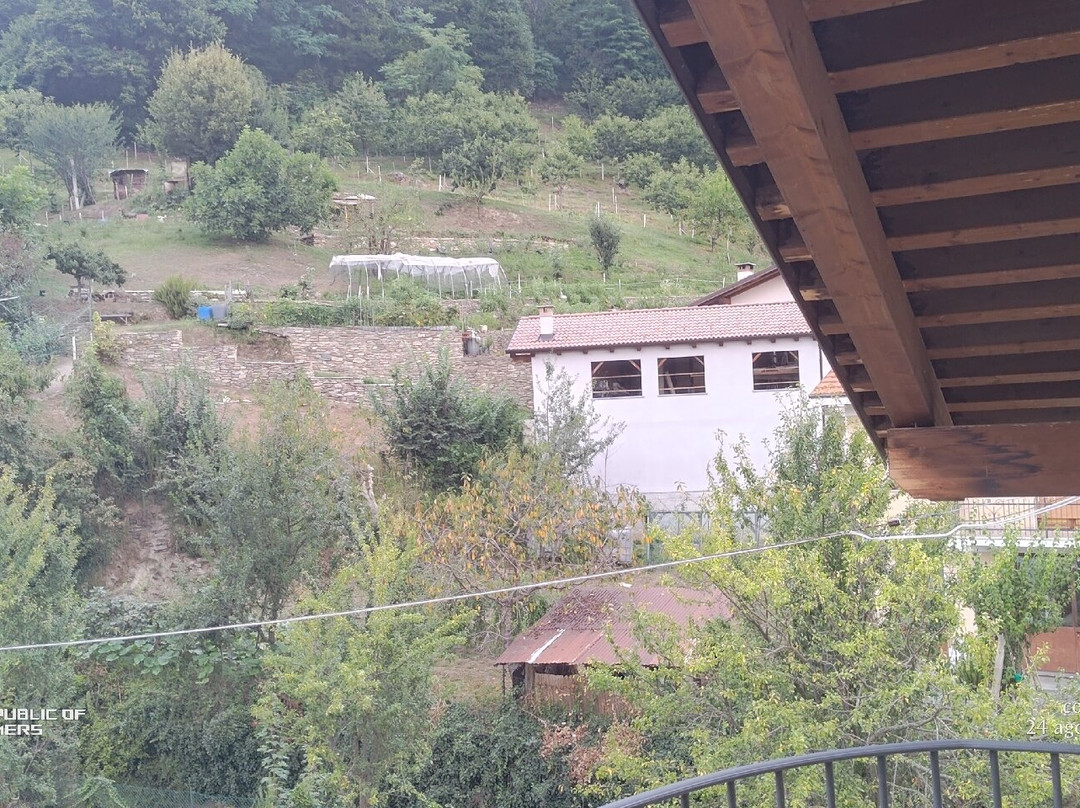 B&B Maggiociondolo主图