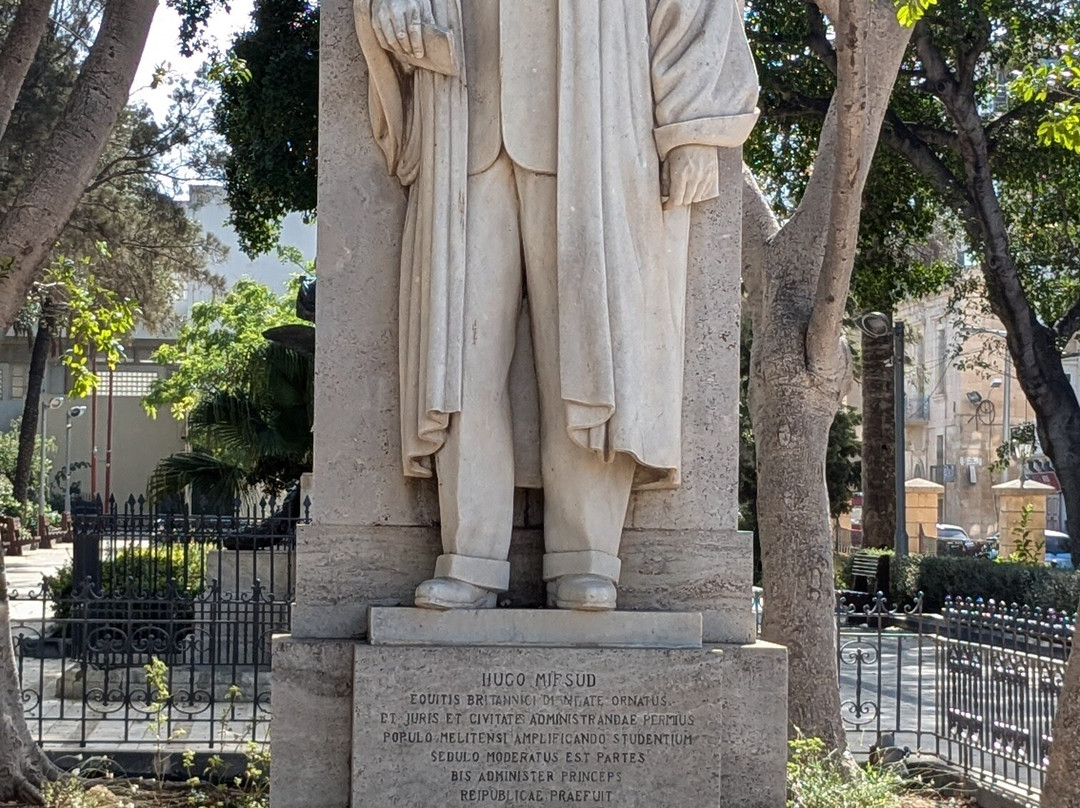 Hugo Mifsud Monument景点图片