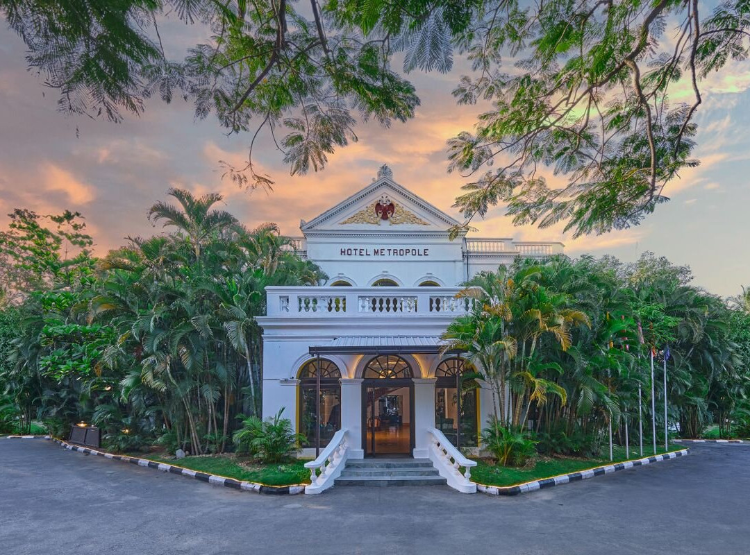 皇家兰花大酒店主图