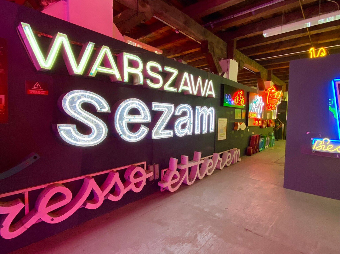 Neon Muzeum景点图片