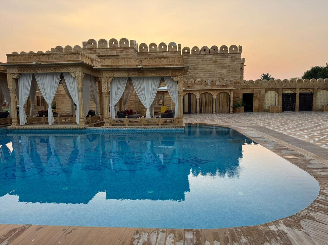 拉雅达堡酒店主图