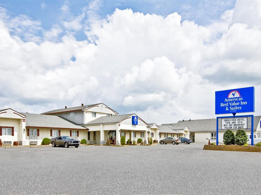 Americas Best Value Inn & Suites Thief River Falls