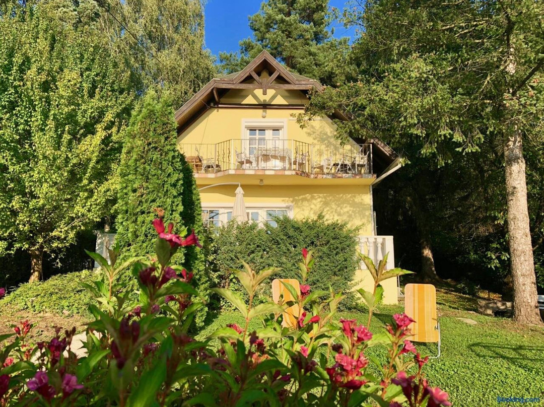 Naposto Pihenohaz - Sunnylake Suites