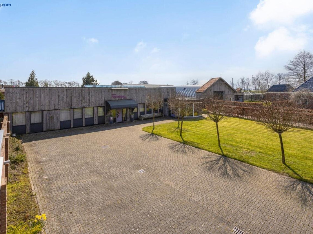 Hunzego Hotel