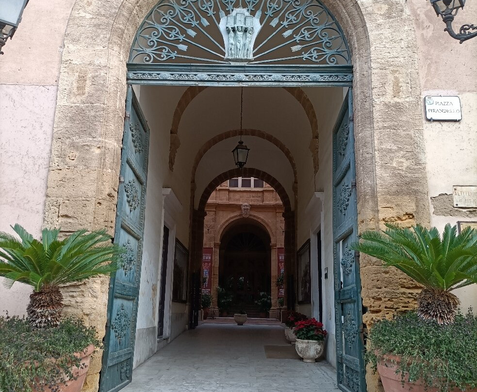 Piazza Pirandello景点图片
