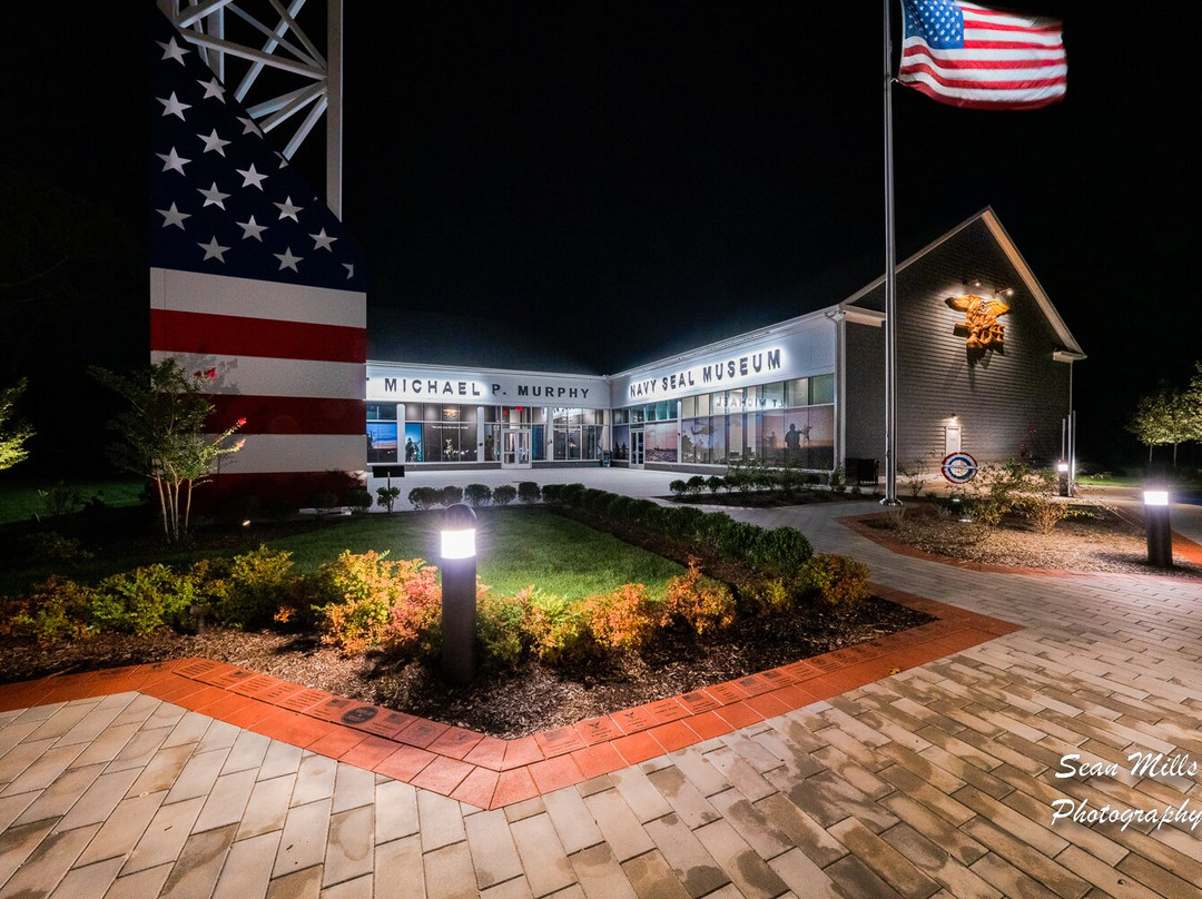 Lt Michael P. Murphy Navy Seal Museum景点图片