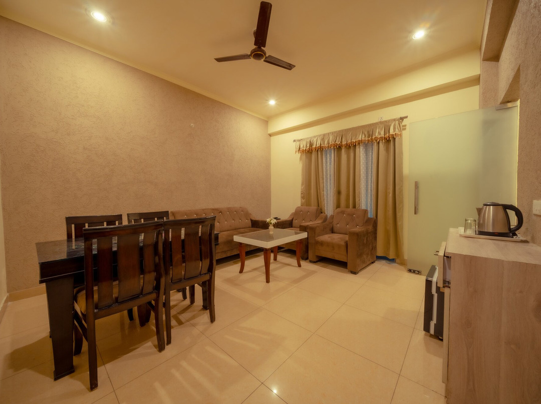 Hotel HSR View Inn主图