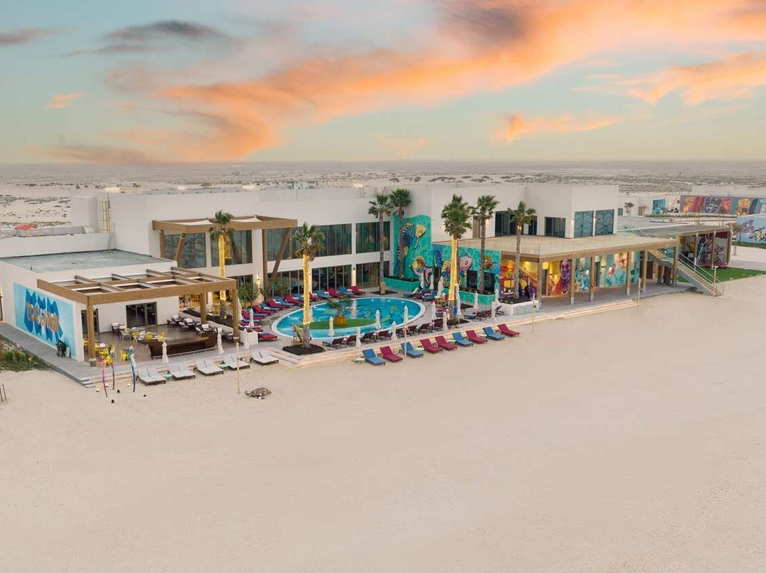 Fuwairit Kite Beach, Tapestry Collection By Hilton主图