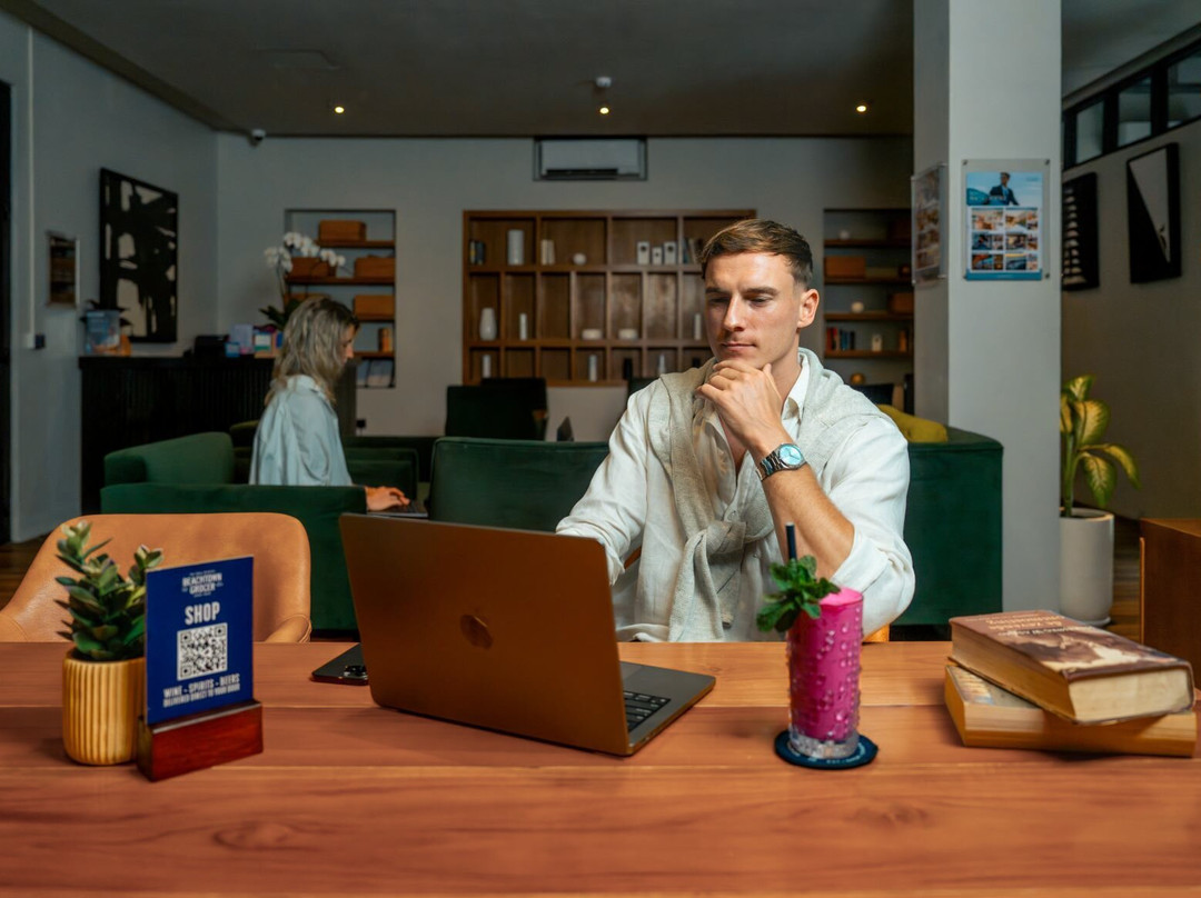 Secana Beachtown主图