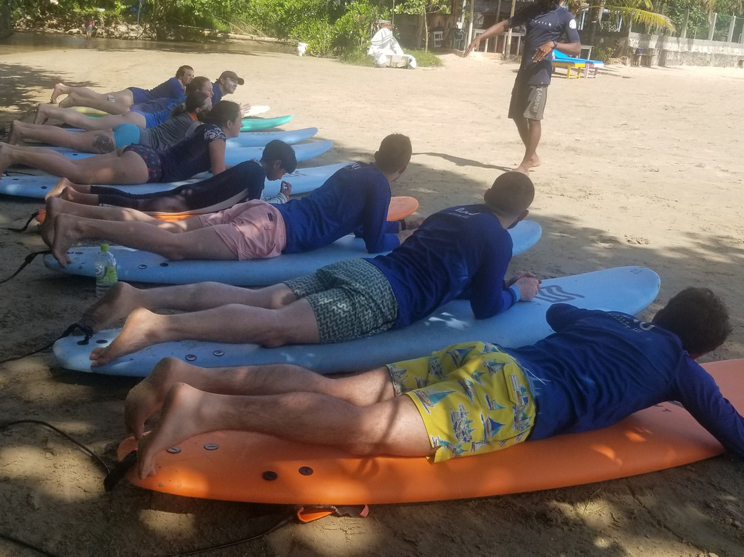 Surf School Hiriketiya Bay景点图片