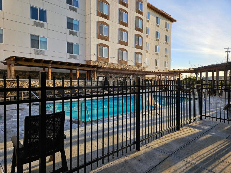 Oxford Suites Sonoma County - Rohnert Park主图