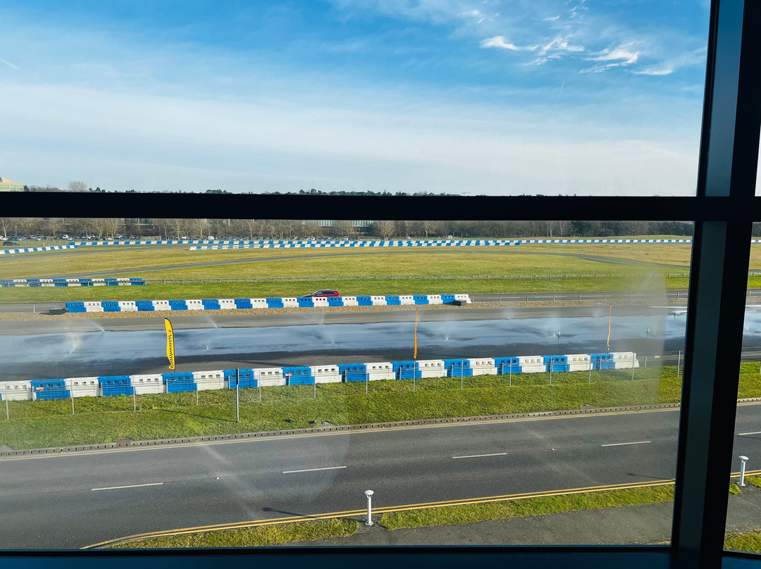 Brooklands Hotel主图