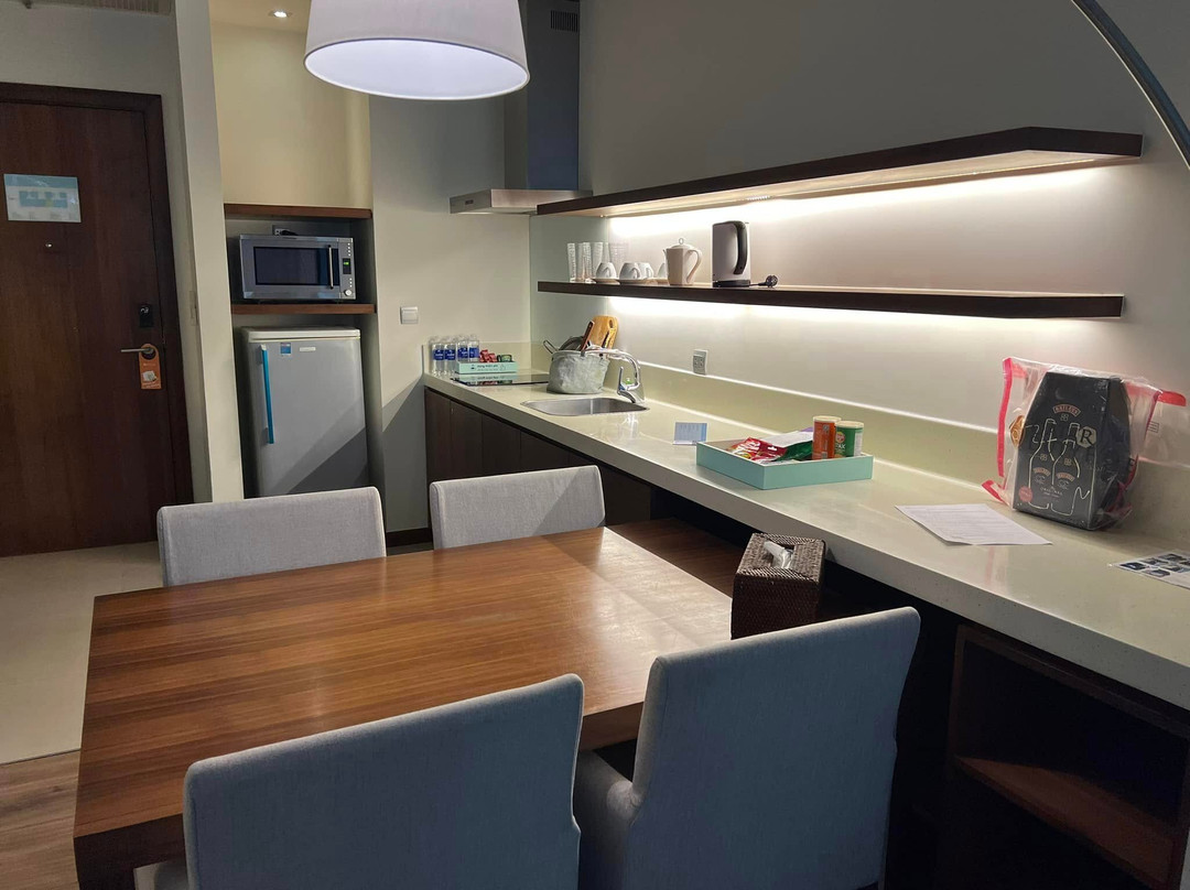 阿拉卡特海滩度假酒店主图