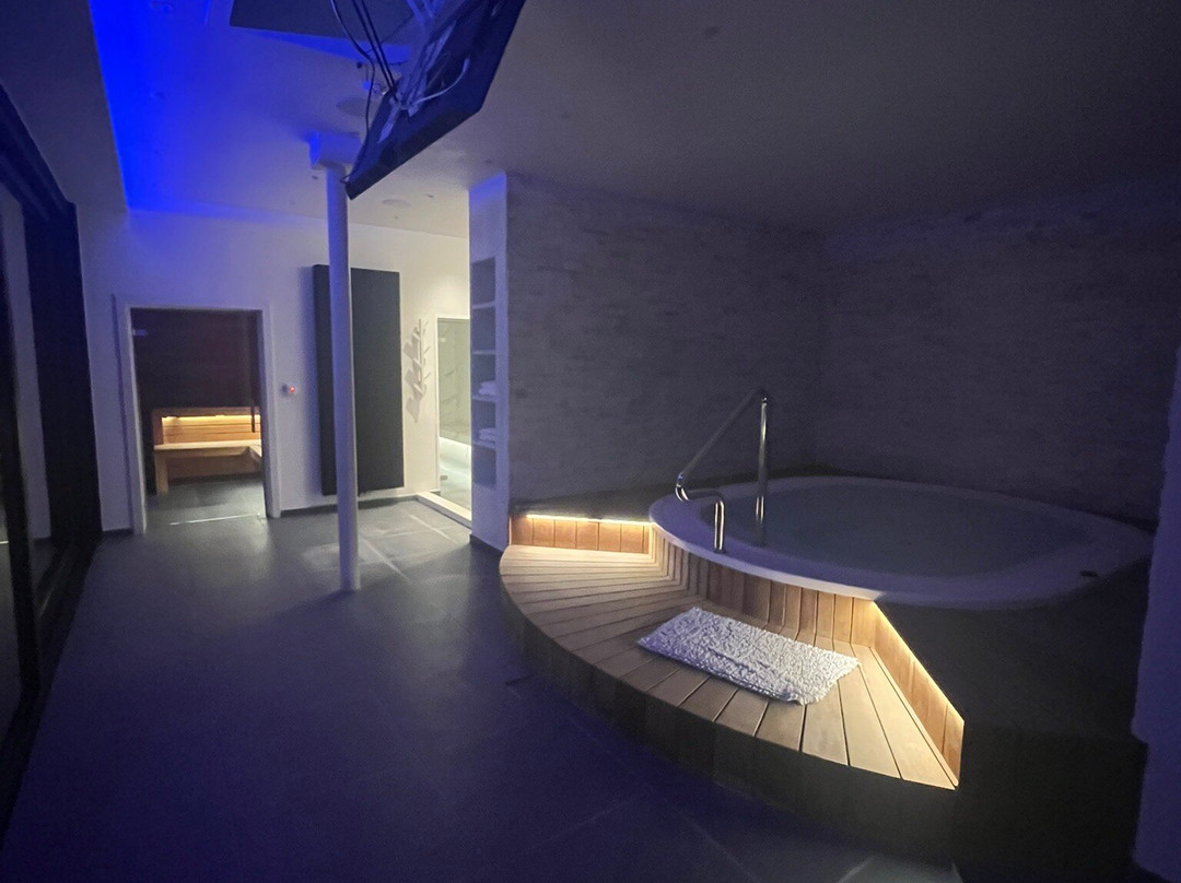 Les Thermes de Kain主图