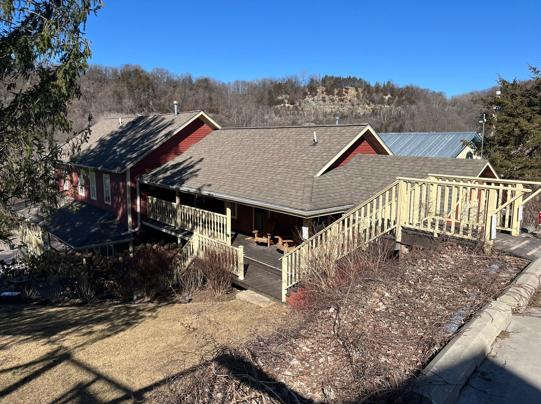 Root River Inn & Suites主图