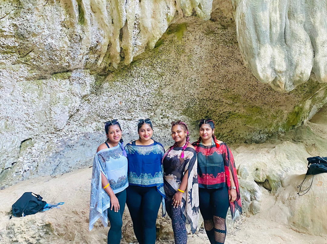 Theeraa Ulaa Holidays景点图片